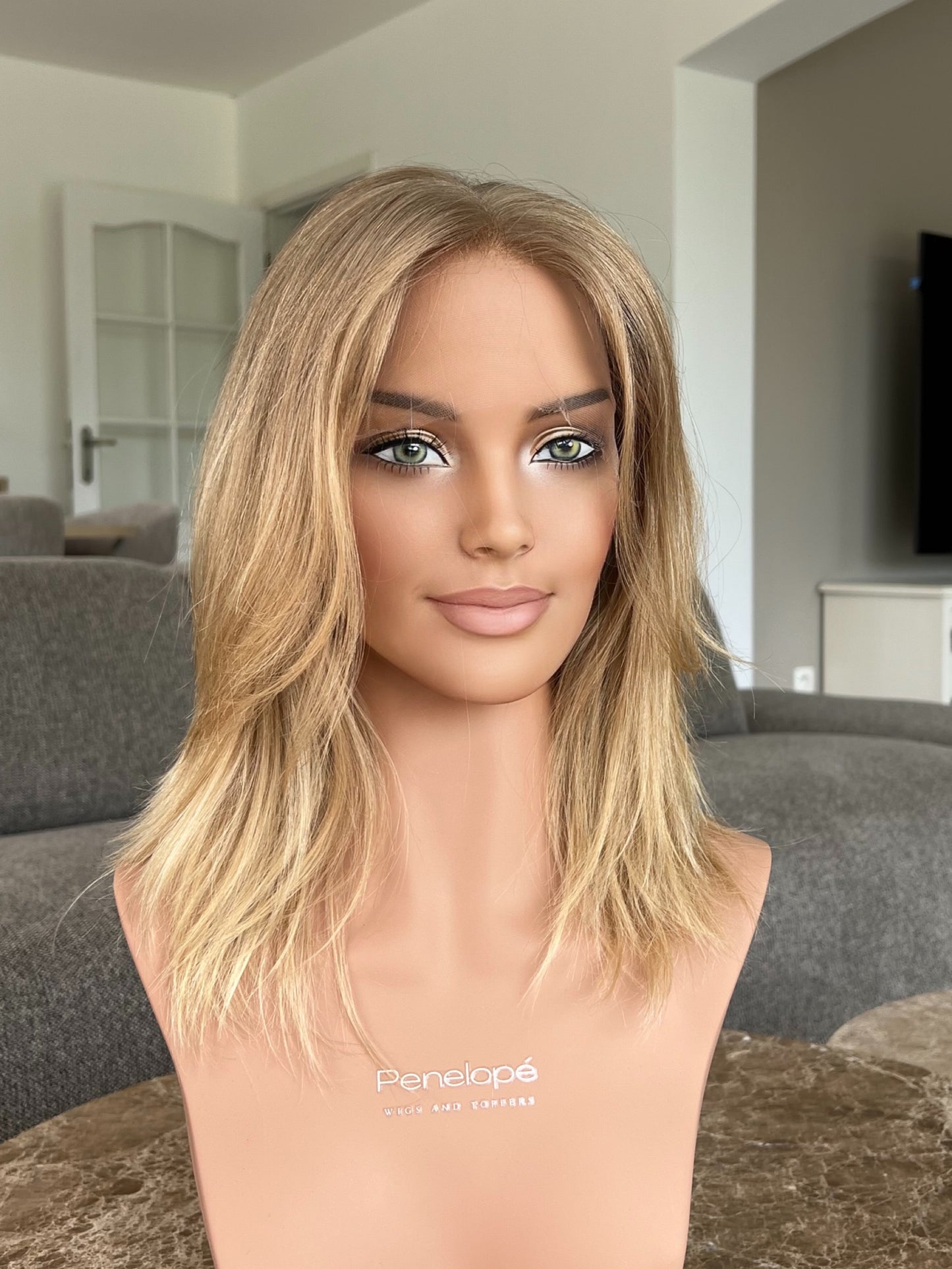 tara 16" wig (xs) - slavic