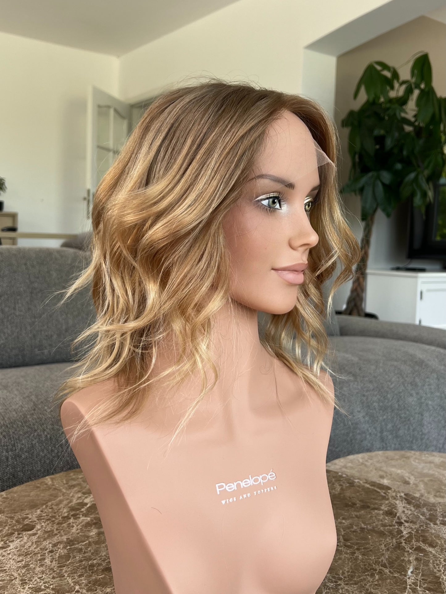 donna 15" wig (xs) - slavic