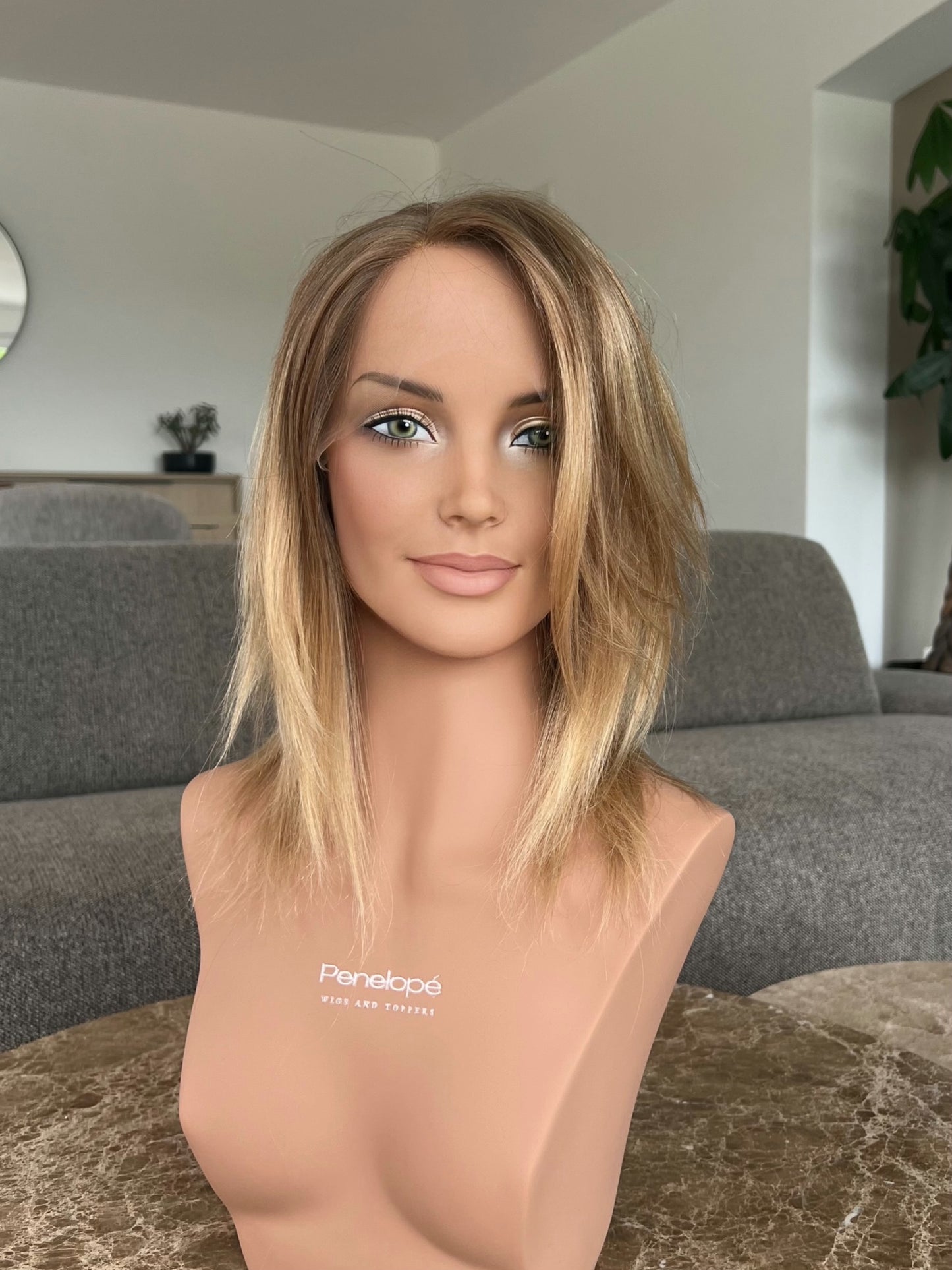 donna 15" wig (xs) - slavic