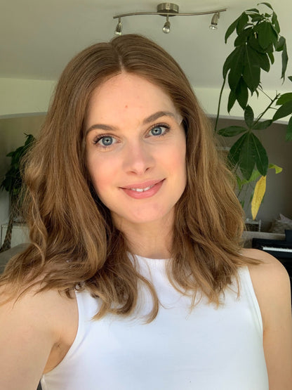 Oona 19" Wig (M) - SLAVIC