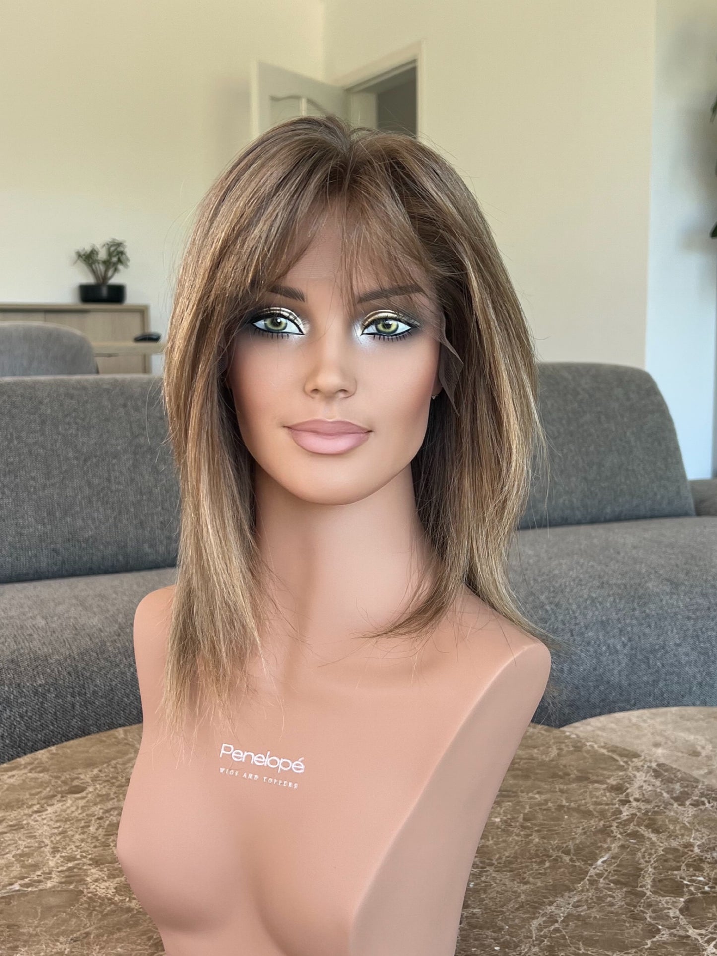 hilaria 17" wig ( l) - slavic