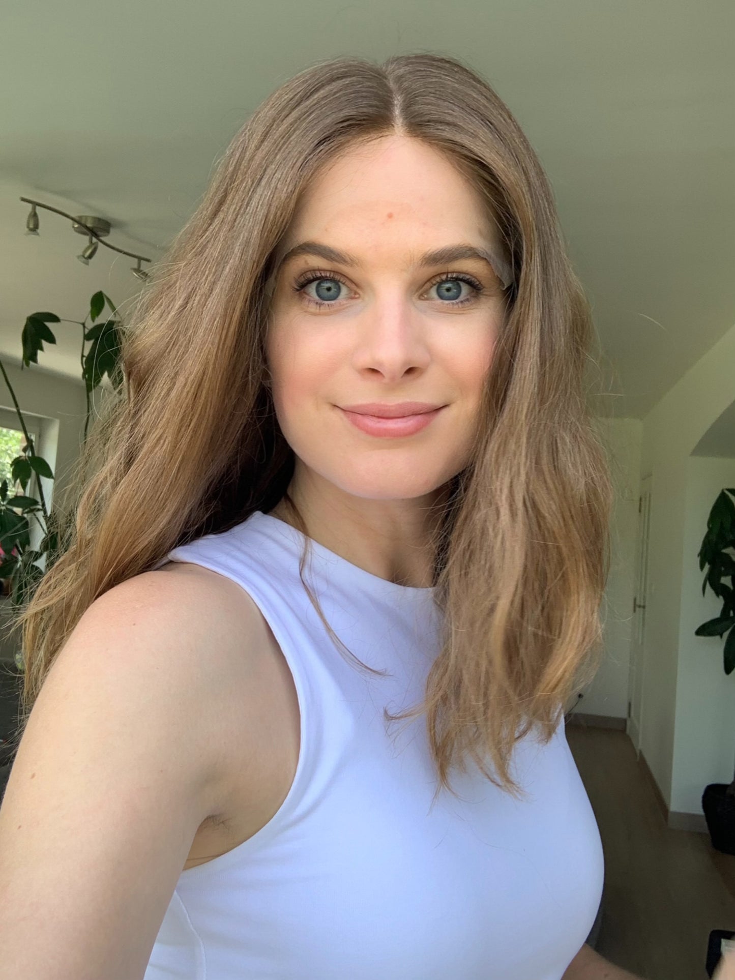 oona 19" wig (m) - slavic