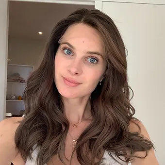 Paulina 22" Wig (XS)