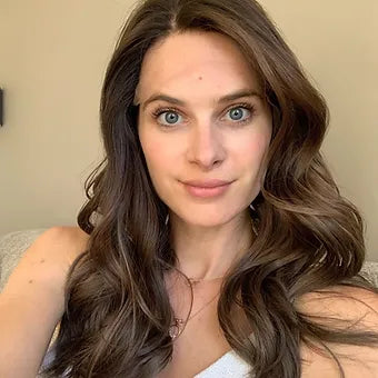 paulina 22" wig (xs)