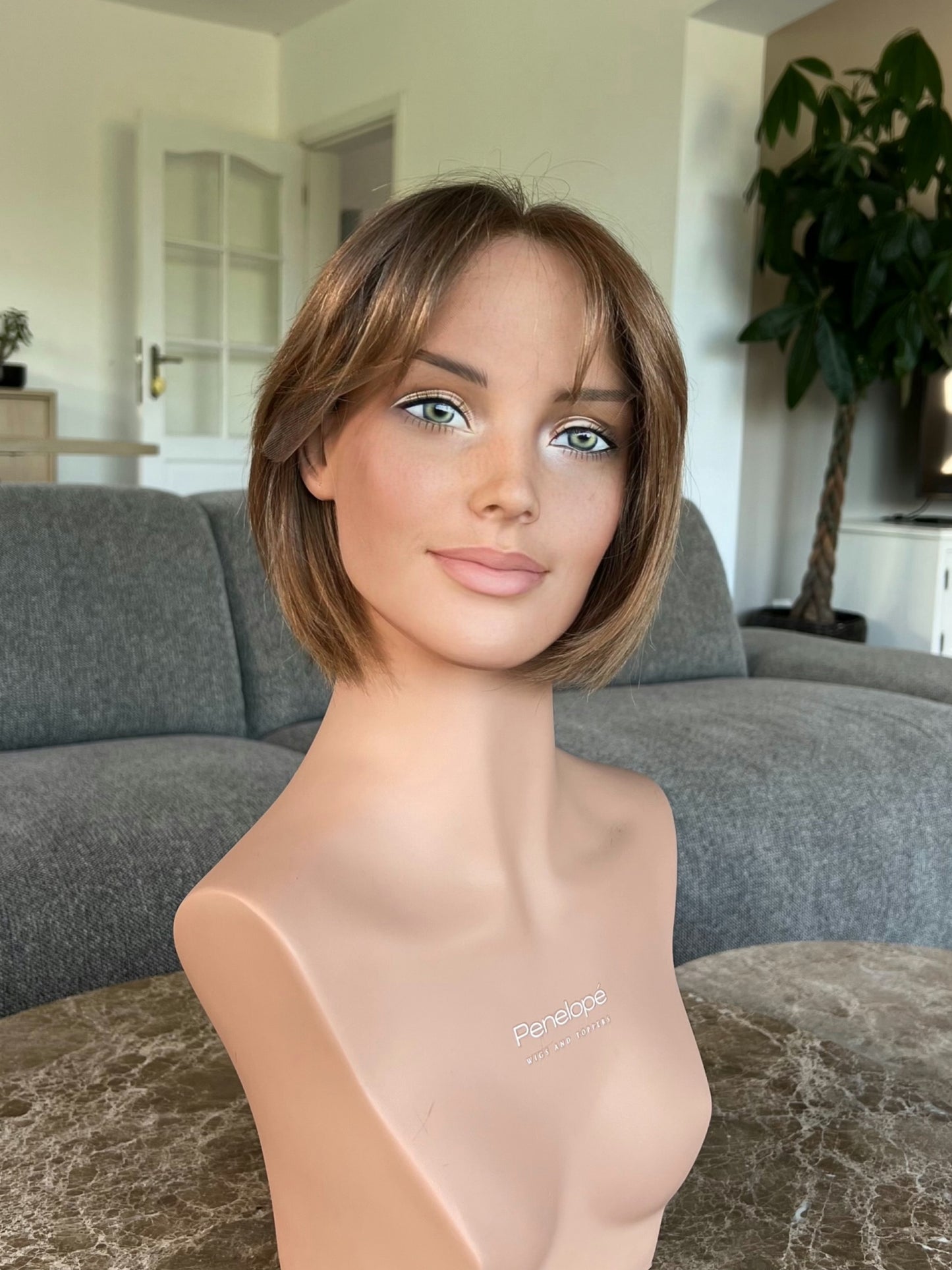 livia 11" wig (s) - slavic
