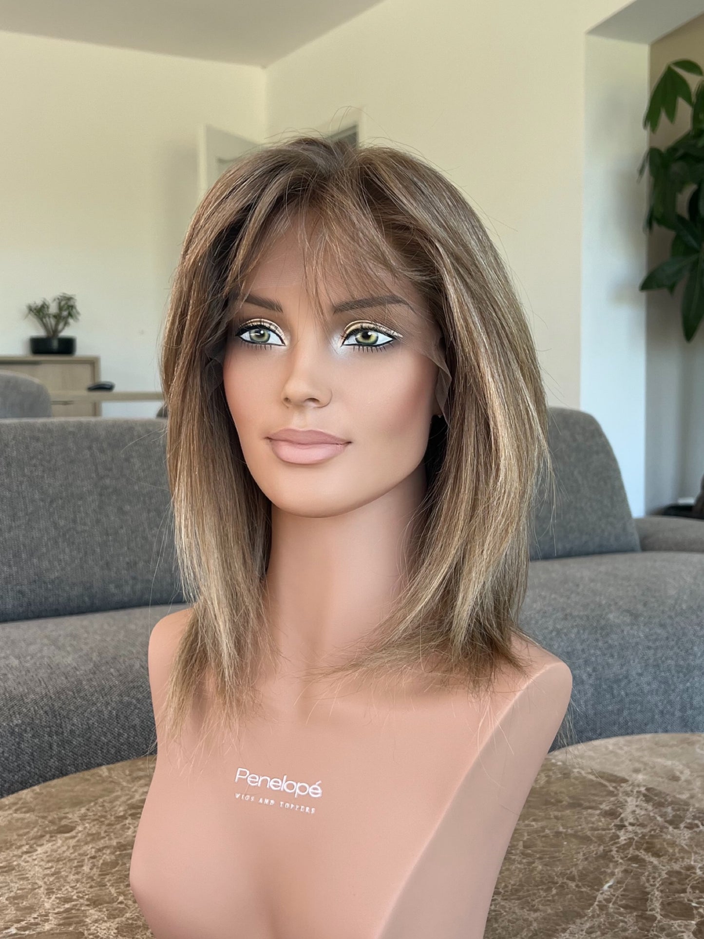 hilaria 17" wig ( l) - slavic